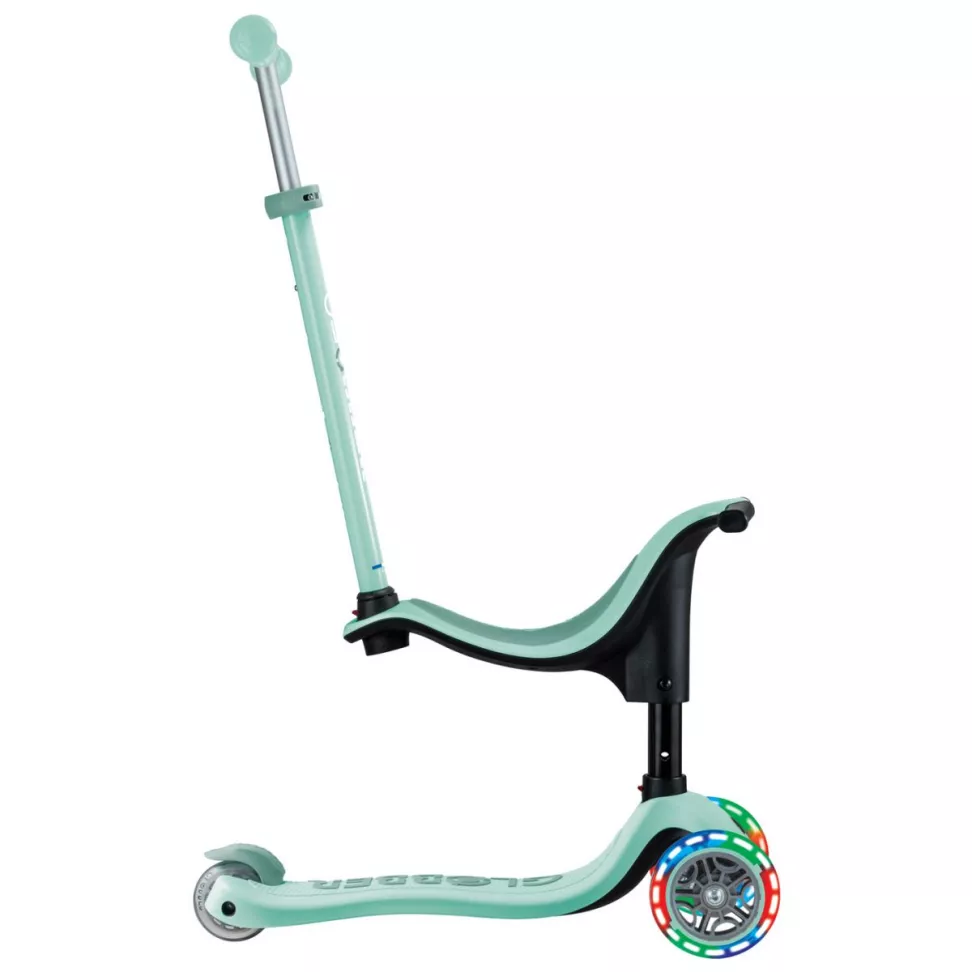 Самокат GLOBBER серії GO UP SPORTY пастельний зелений, до 20/50кг, 1+, 3 колеса що світяться