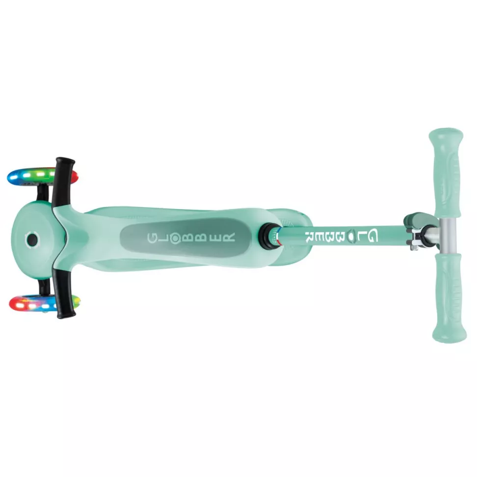 Самокат GLOBBER серії GO UP SPORTY пастельний зелений, до 20/50кг, 1+, 3 колеса що світяться