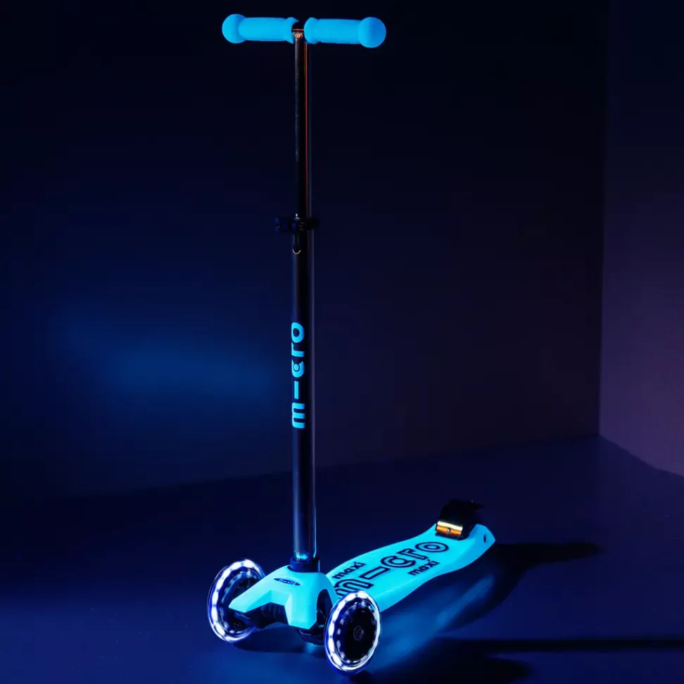 Самокат дитячий Micro Maxi Deluxe Glow LED 3-колісний Azzuro