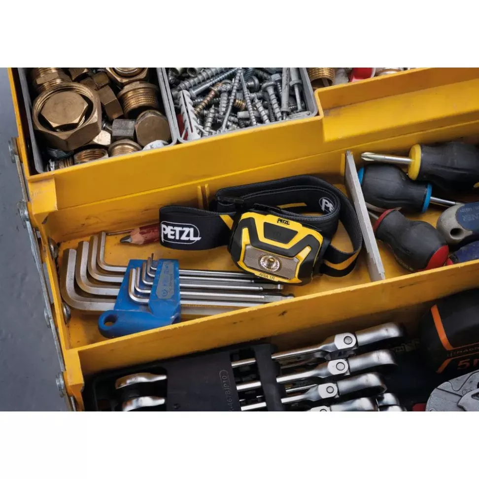 Фонарик Petzl Aria 1R