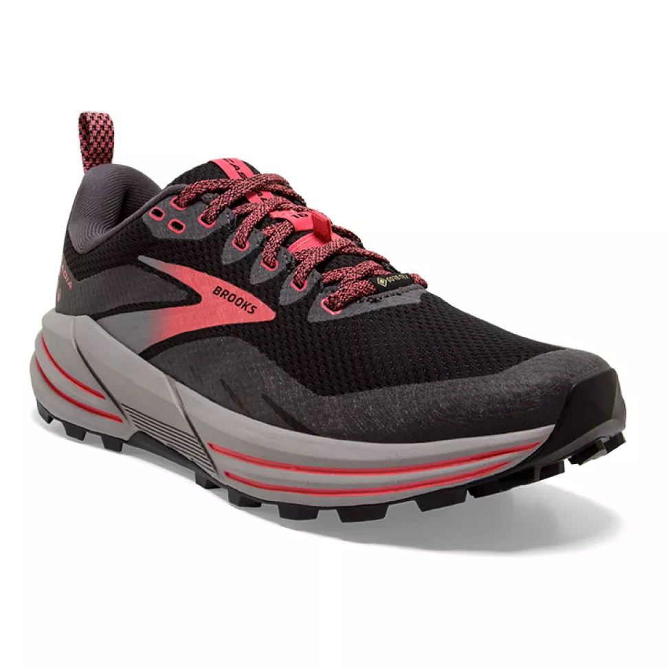 Кросівки міські жіночі Brooks Cascadia 16 gtx Coral