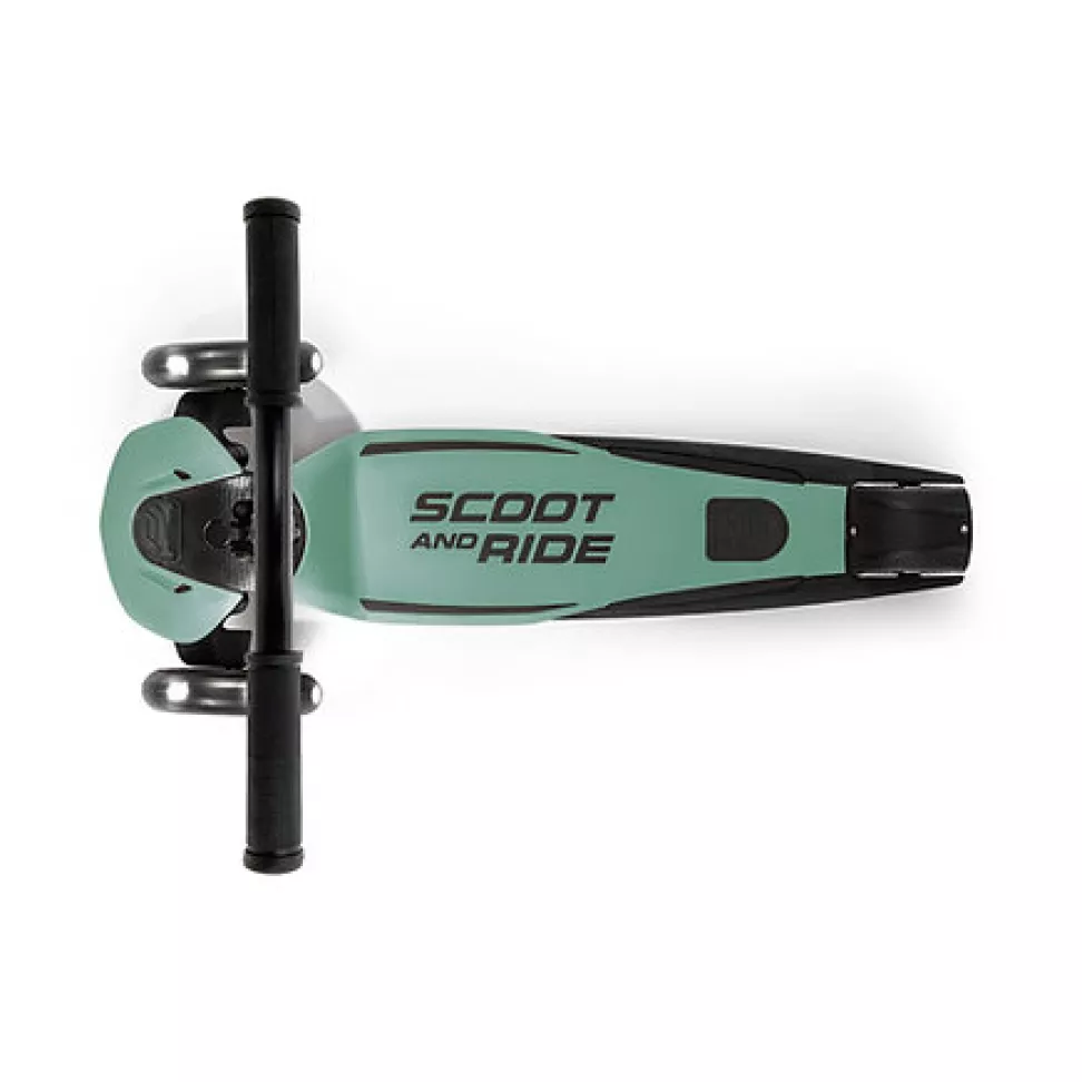 Самокат Scoot and Ride Highwaykick 5 LED Forest