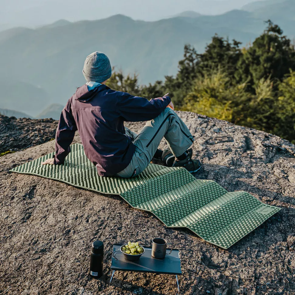 Коврик складной IXPE Naturehike CNK2450WS044, алюминиевая пленка, 195x60х1,8 см, оливковый зеленый