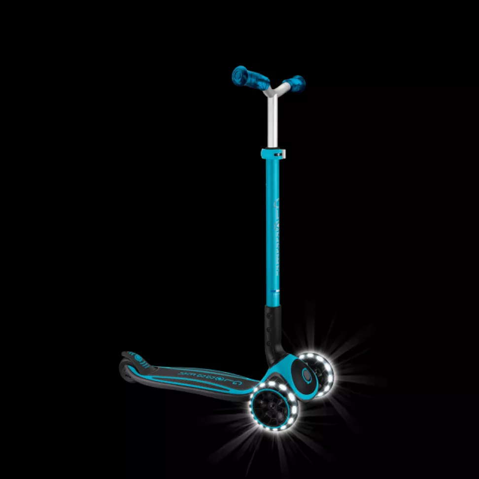 Самокат Globber Ace lights аква (667-100)