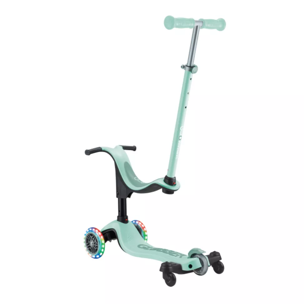 Самокат Globber Go up sporty lights мятно-фисташковый (456-706)