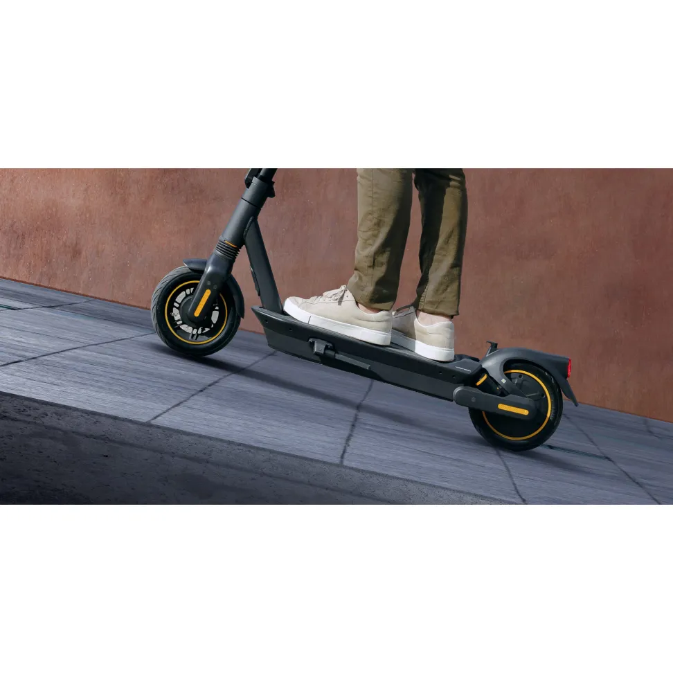 Электросамокат Segway-Ninebot MAX G2 E, черный