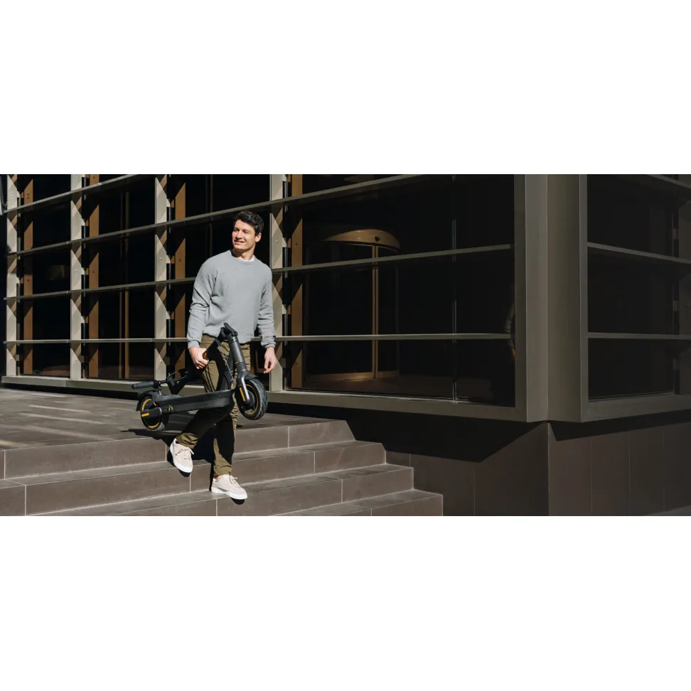 Электросамокат Segway-Ninebot MAX G2 E, черный