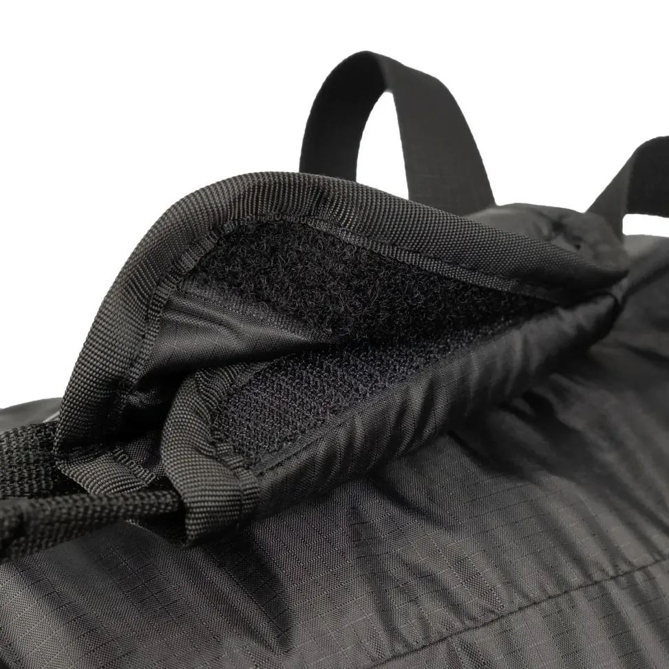 Сумка Tribe Duffel Compact 24 л, black