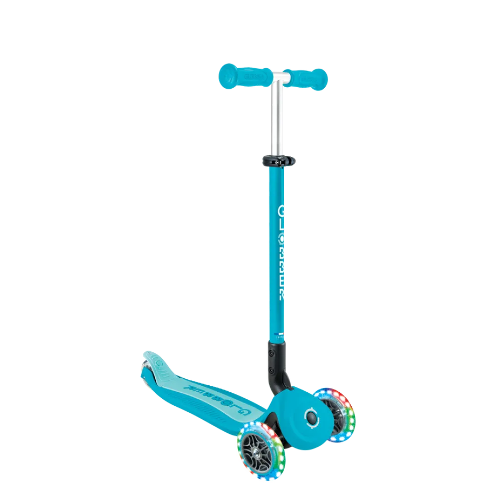 Детский самокат Globber Foldable GO-UP Active Lights 360 Aqua