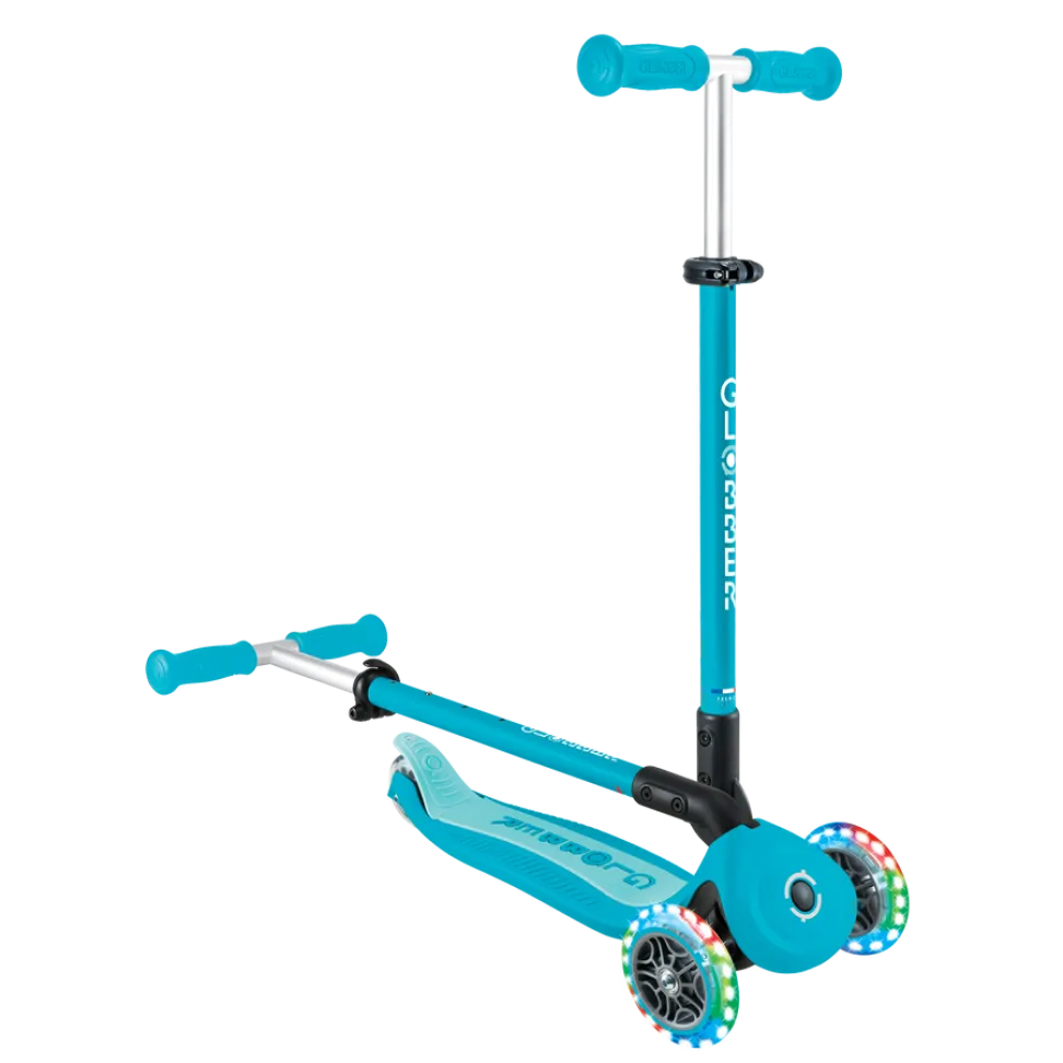 Детский самокат Globber Foldable GO-UP Active Lights 360 Aqua