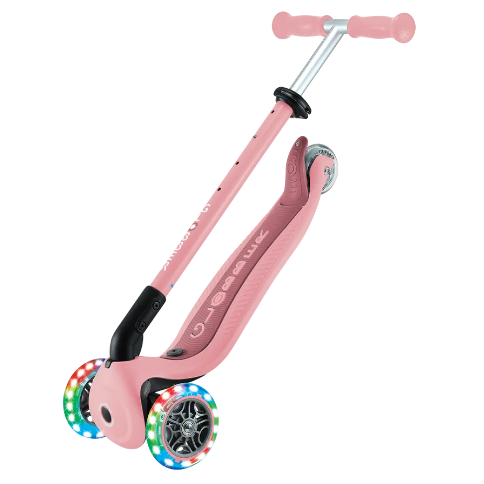 Детский самокат Globber Foldable GO-UP Active Lights 360 Pink