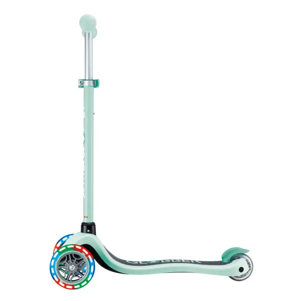 Детский самокат Globber Primo Lights Mint от 3 до 7 лет (423-706-4)