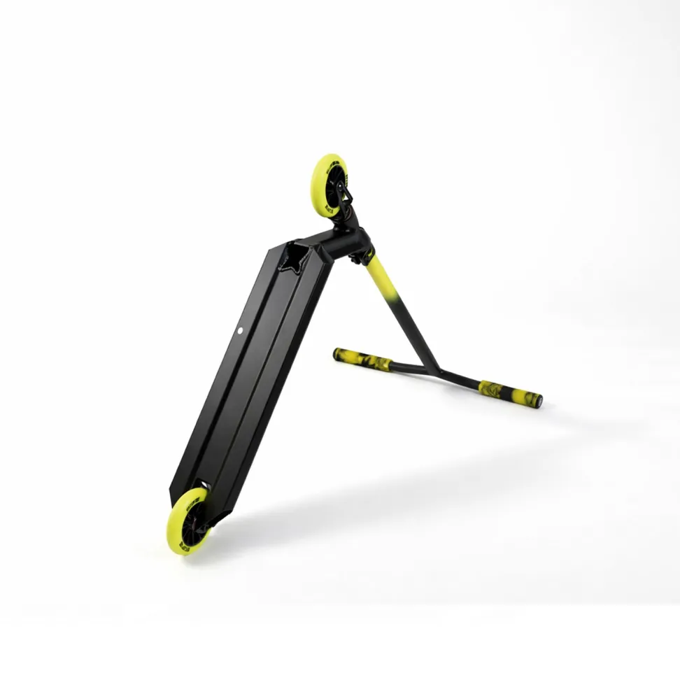 Самокат трюковый Hipe H3 black/yellow